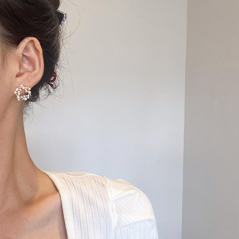 Spring & Summer Fresh Flower Earrings - 925 Silver Needle, Trendy, Elegant Style for Women