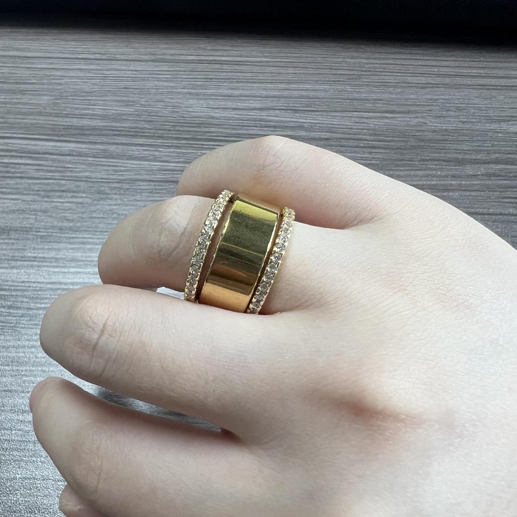 European and American Style Bright Surface Diamond Inlaid Wide Band Ring - Simple Luxury Finger Jewelry.