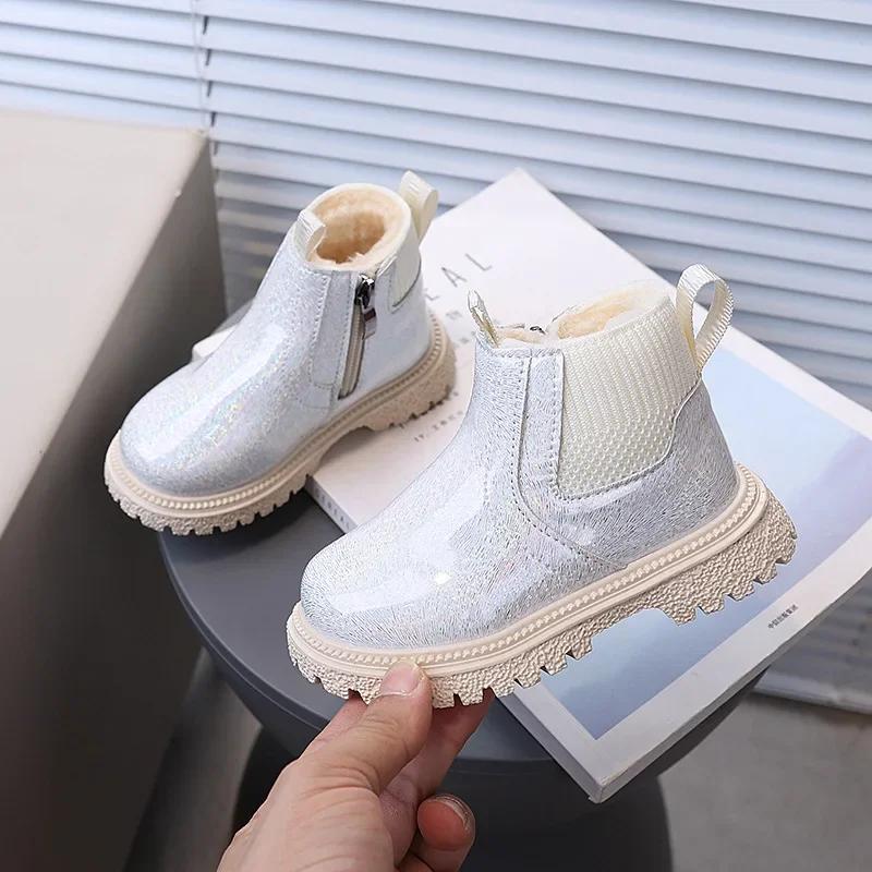 Krótkie dziewczęce botki z futerkiem Dziecięce botki do kostki Jednokolorowe Antypoślizgowe 2024 Zima Nowa Moda Dziecięce Ciepłe Buty z Bocznym Zamkiem