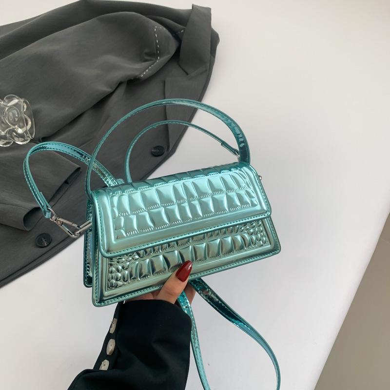 2025 winter new trend portable small square bag women's light luxury fashion simple casual shoulder messenger women's bag