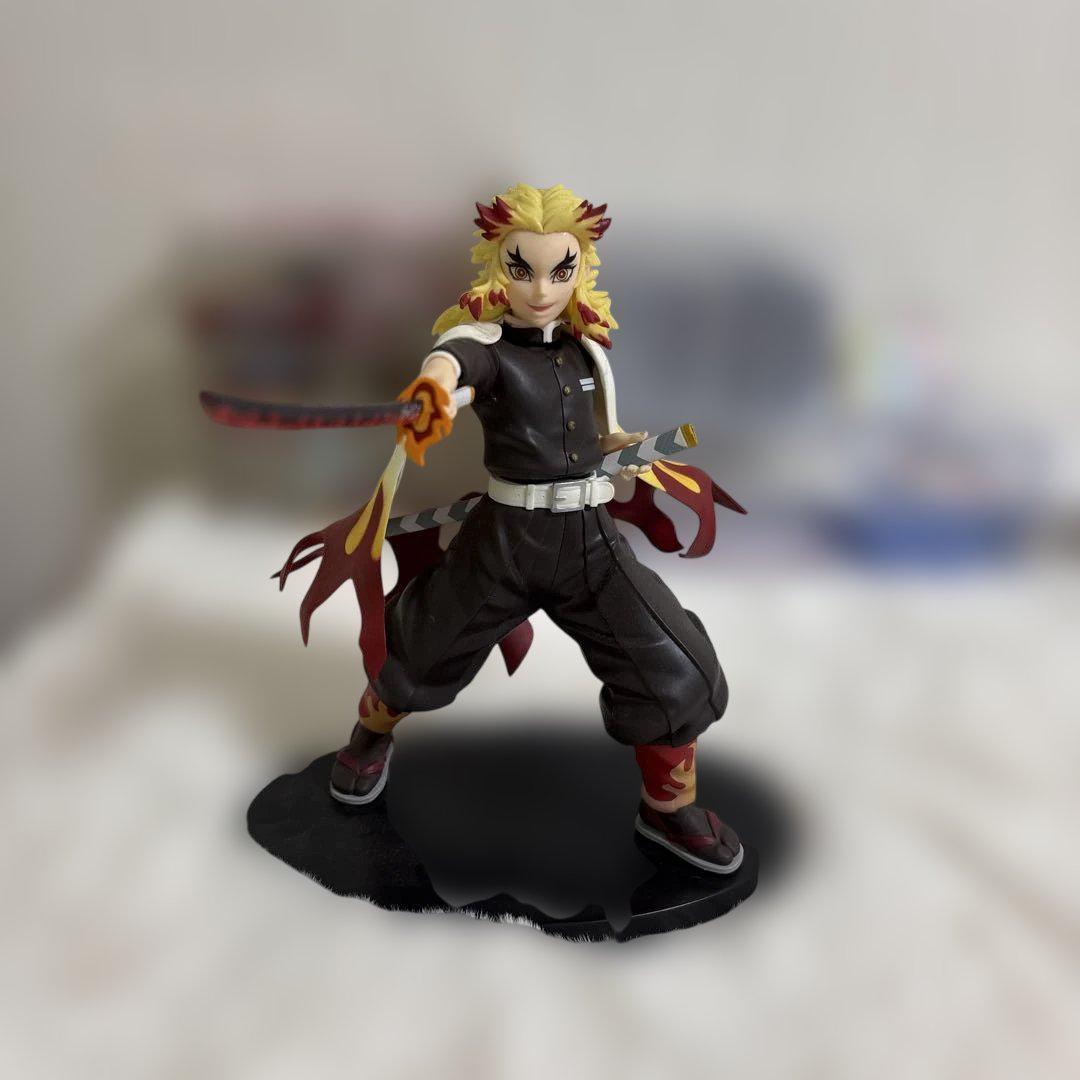 

[USED] Senjuro Rengoku figure