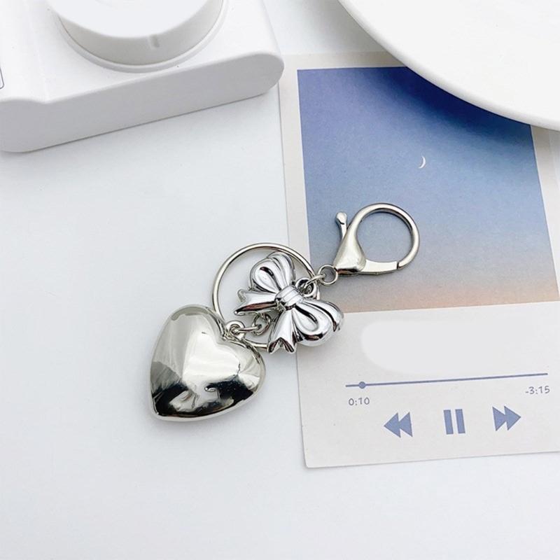 Attractive Heart shaped Keychain Pendant with Bowknot Fashionable Pendant with 3D Heart shaped for Bag and Keychains