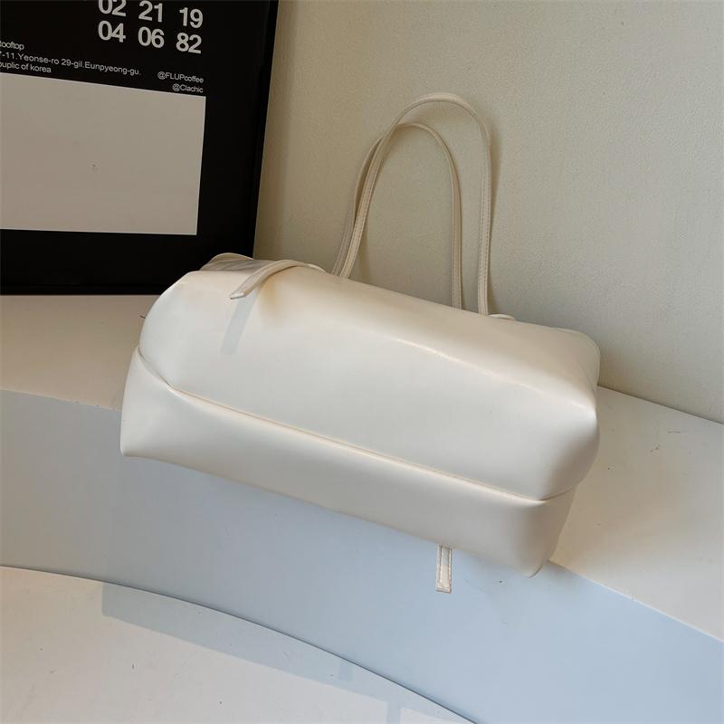 Large Capacity Tote Bag with Dual Handles Stylish Women's Shoulder Bag for Work Shopping and Everyday Use