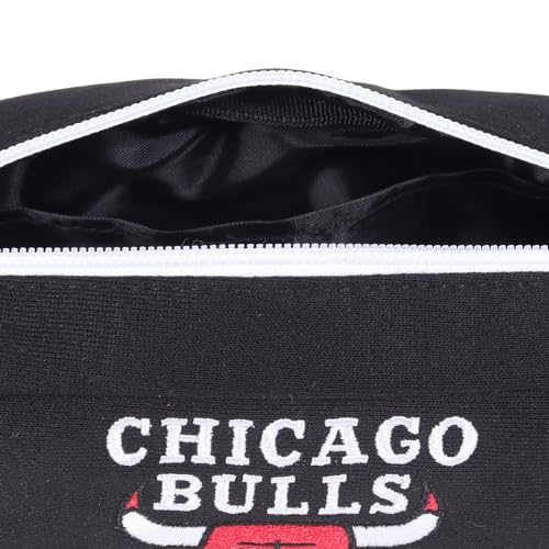 Sun Art NBA Square Pouch Black BULLS NBA-016A-BU