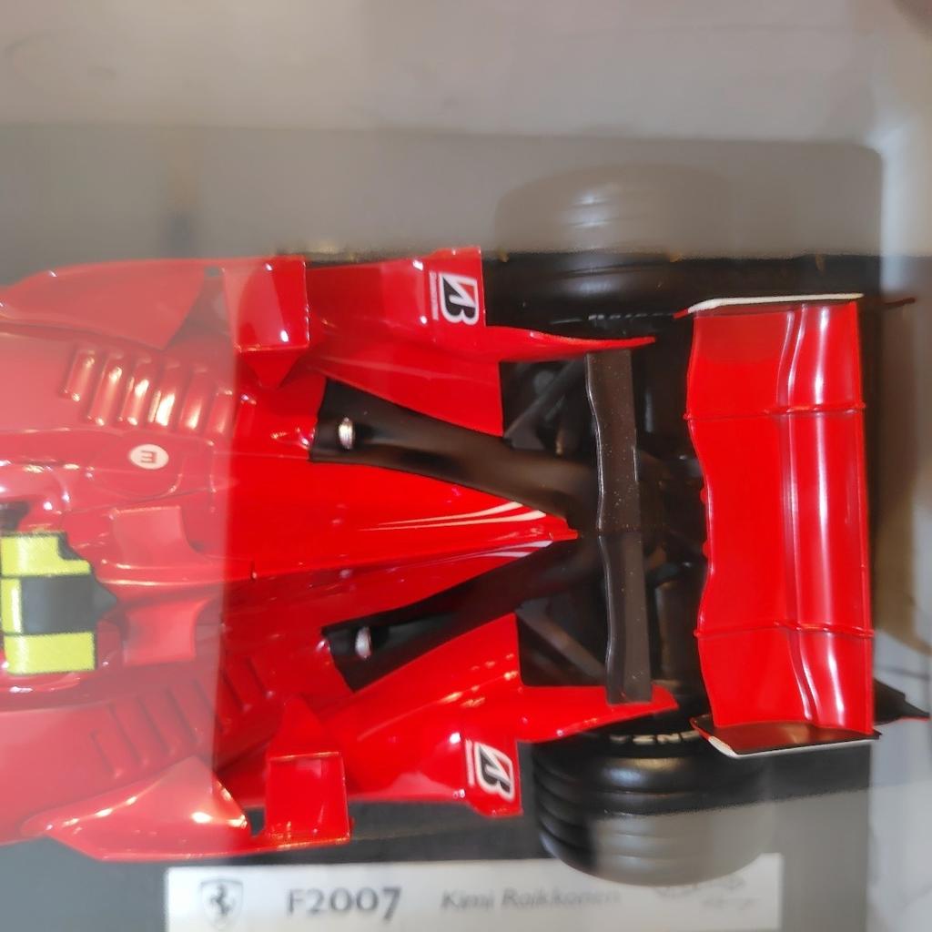 Hot Wheels Ferrari F2007 Kimi Diecast Model Car World Champion Winning 1/18 Räikkönen [2007 Car] [Un d,, ]