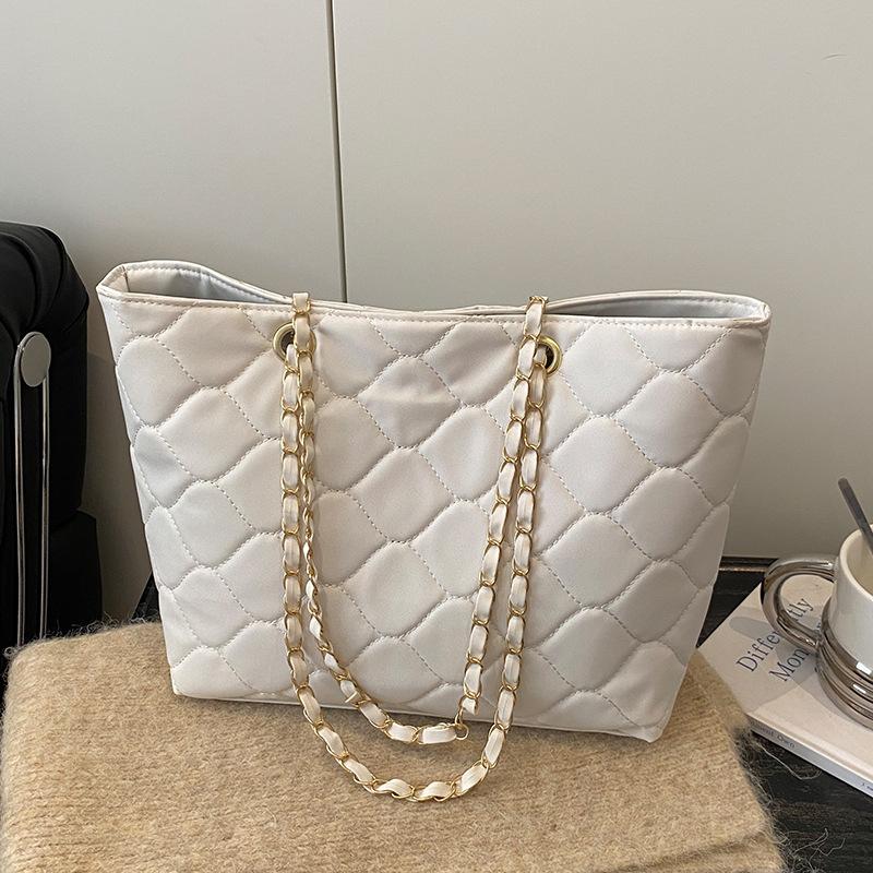 Tasche mit großem Fassungsvermögen, Modische Single-Shoulder-Crossbody-Tasche, Retro Diamantförmige Ketten-Achseltasche