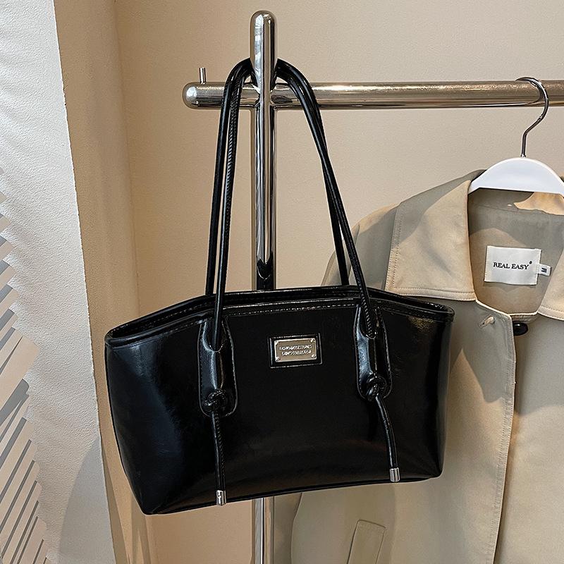 

Trendy niche design simple underarm vegetable basket bag casual versatile commuter shoulder women s bag