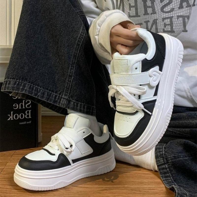 Mode Damen Sportschuhe Frühling Herbst Vielseitig Nische Schnürschuhe Einfarbig Dicke Sohle 2024 Neuer Stil Freizeitschuhe für Damen