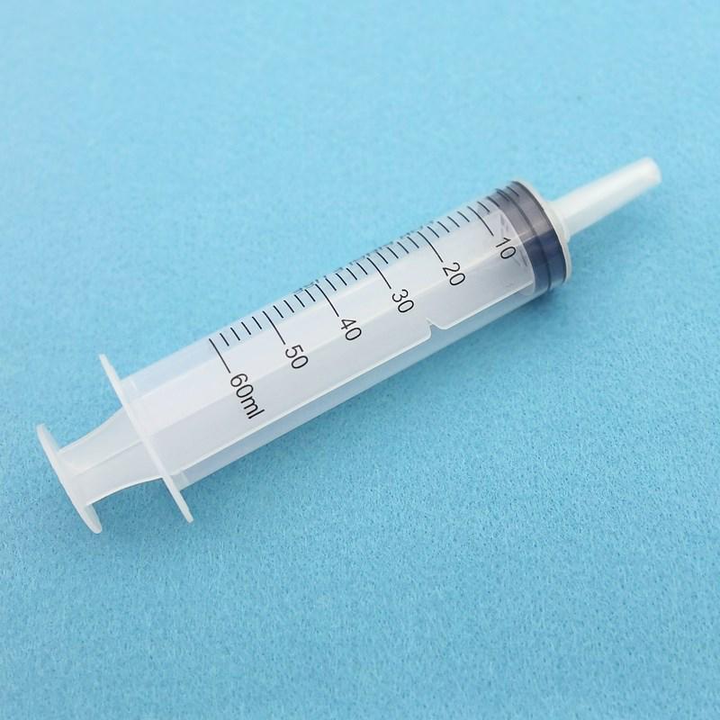 High-Capacity Flushing Syringe with Coarse Needle for Glue or Enema