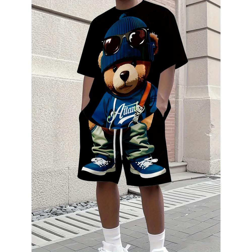 The 2025 summer new men s suit features a retro Teddy bear printed round-neck T-shirt and shorts knitted polyester men s wear XL 1430₽