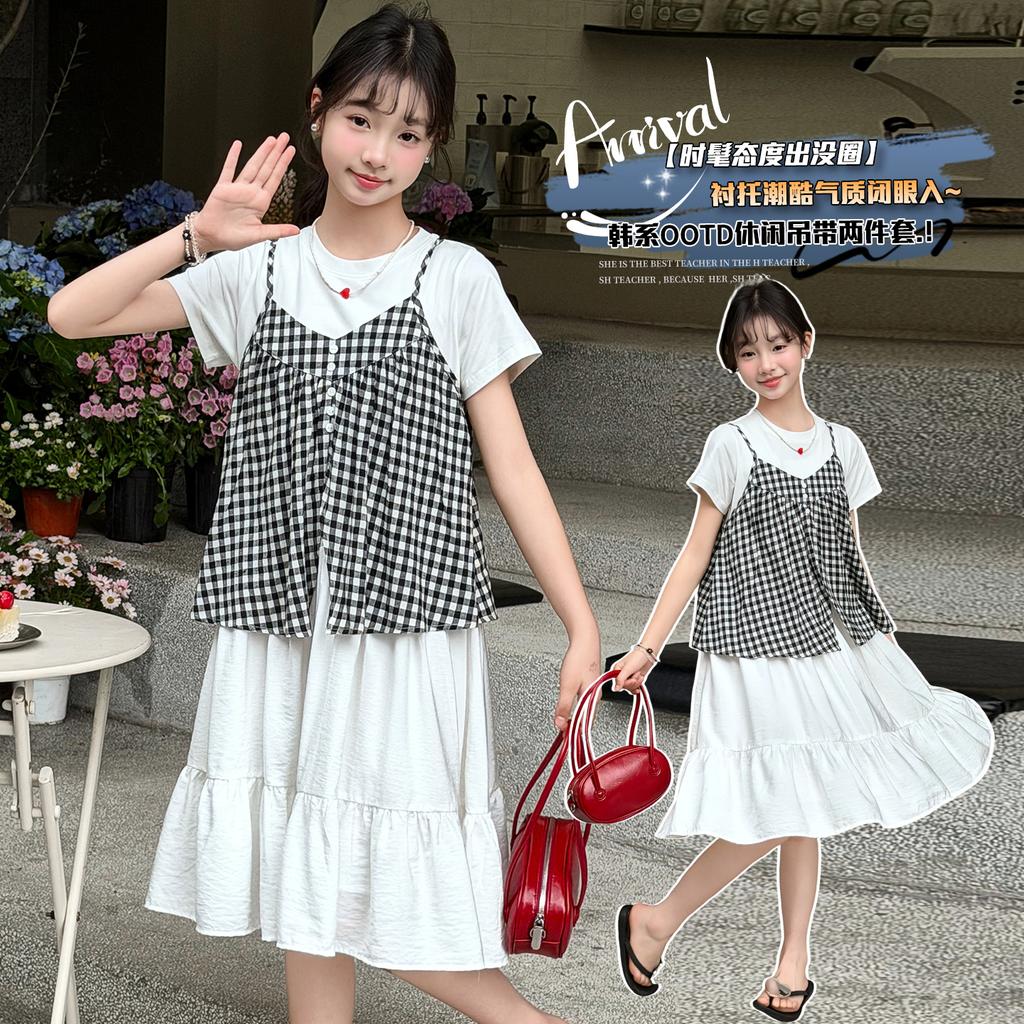 Girls' summer plaid camisole dress set, stylish children's short sleeved white casual mid length skirt