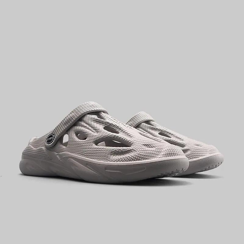 Comwarm 2025 Men Summer Slippers Fashion Hole Clogs Outdoor Beach Sandals Casual Garden Shoes Non-slip Designer Hollow Slippers