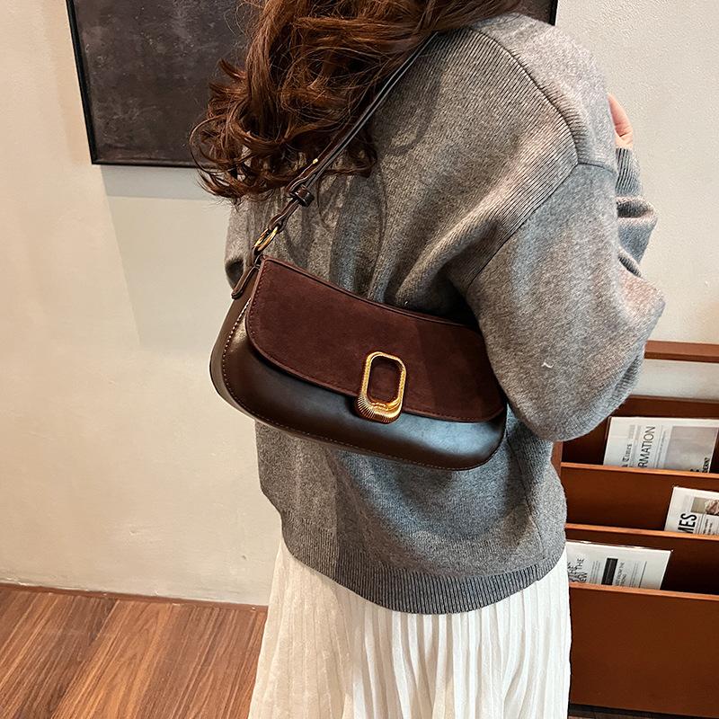 Versatile trend texture underarm bag women's 2025 autumn and winter new fashion single shoulder niche crossbody small square bag