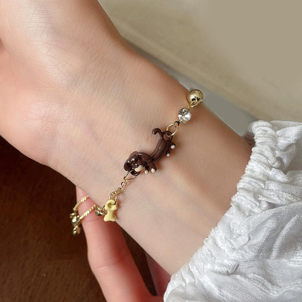 Handmade Dachshund Charm Bracelet Playful Dachshund Dog Bracelet Accessory Elegant Wrist Chain Charm for Pet Fans