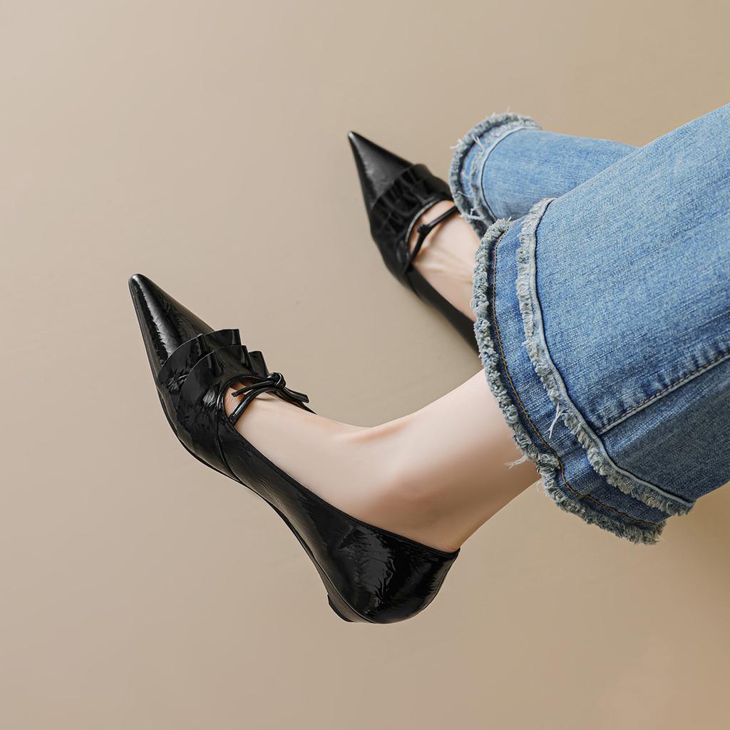 Weiwei Girl 638-3 Design Sense Niche Pointed Single Shoes Women's Lotus Leaf Edge Shallow Mouth One Pedal Versatile Flat Shoes