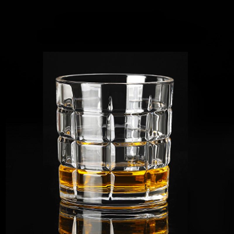 

Креативна склянка для віскі для чоловіків і жінок у барах Корейська Європейська Товсте кришталеве скло для пиття води, соку, алкоголю Набір чарок 1pcs