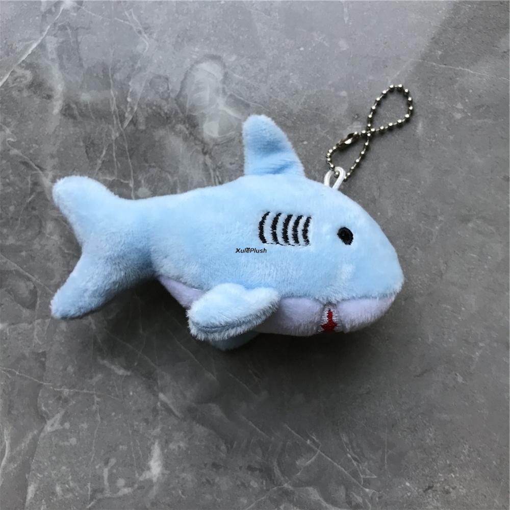 Ca. 11 cm. Plüsch Schlüsselanhänger Hai Spielzeugpuppe white