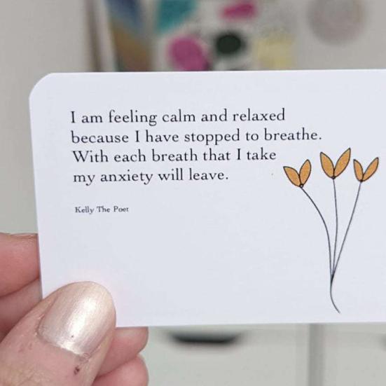 1 sada kapesních karet s básničkou s úložným sáčkem Úleva od stresu Úzkost pozitivního života Podpora emocí Afirmace Sada karet poezie Děti Dospělí Dárek