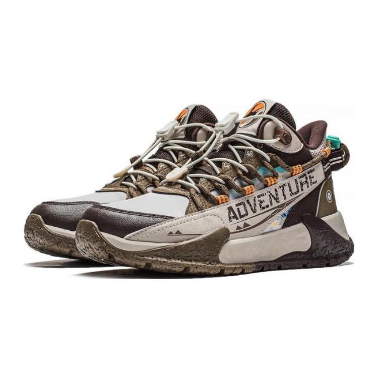 Li Ning Childrens Yan Luan 2.0 Comfortable Versatile Anti-Kick Shock Absorption Mid-Top Running Shoes Kids Running Shoes Brown YKET006-9