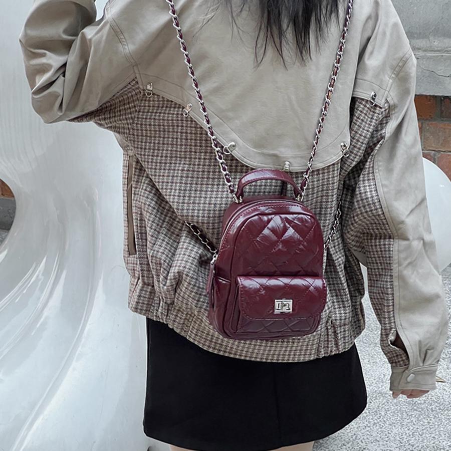 Zaino Mini da Donna Lussuoso con Ricamo Lingge Colore Unico Catene Borsa a Spalla da Donna Zaino da Viaggio in PU Borse Casual per la Scuola