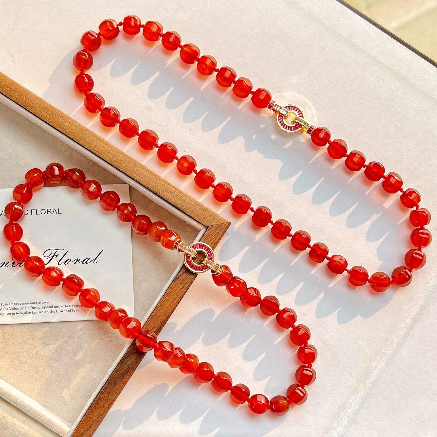 High Quality Natural Chalcedony Design Clavicle Chain Necklace