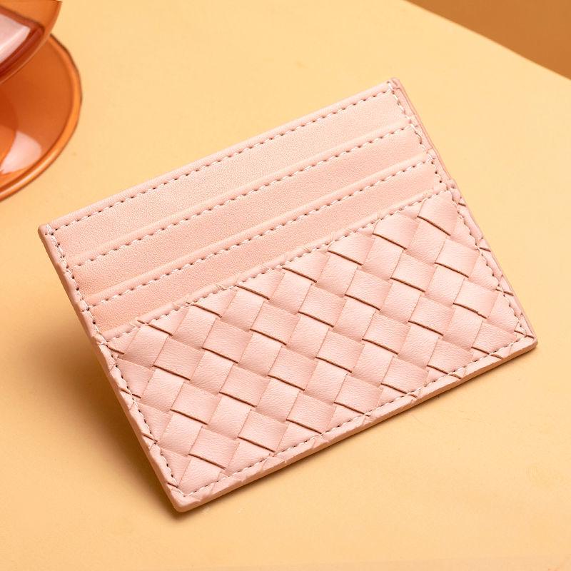 

Knitted Leather Card Holder: Ultra-Thin, Multi-Slot, Unisex ID and Credit Card Case