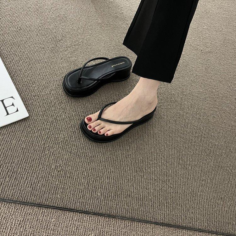 Keilabsatz-Zehensandalen Damen Sommer Außenbekleidung Muffin rutschfest erhöhend Zehen cool Slipper Damenschuhe dicke Sohle 2025 neu