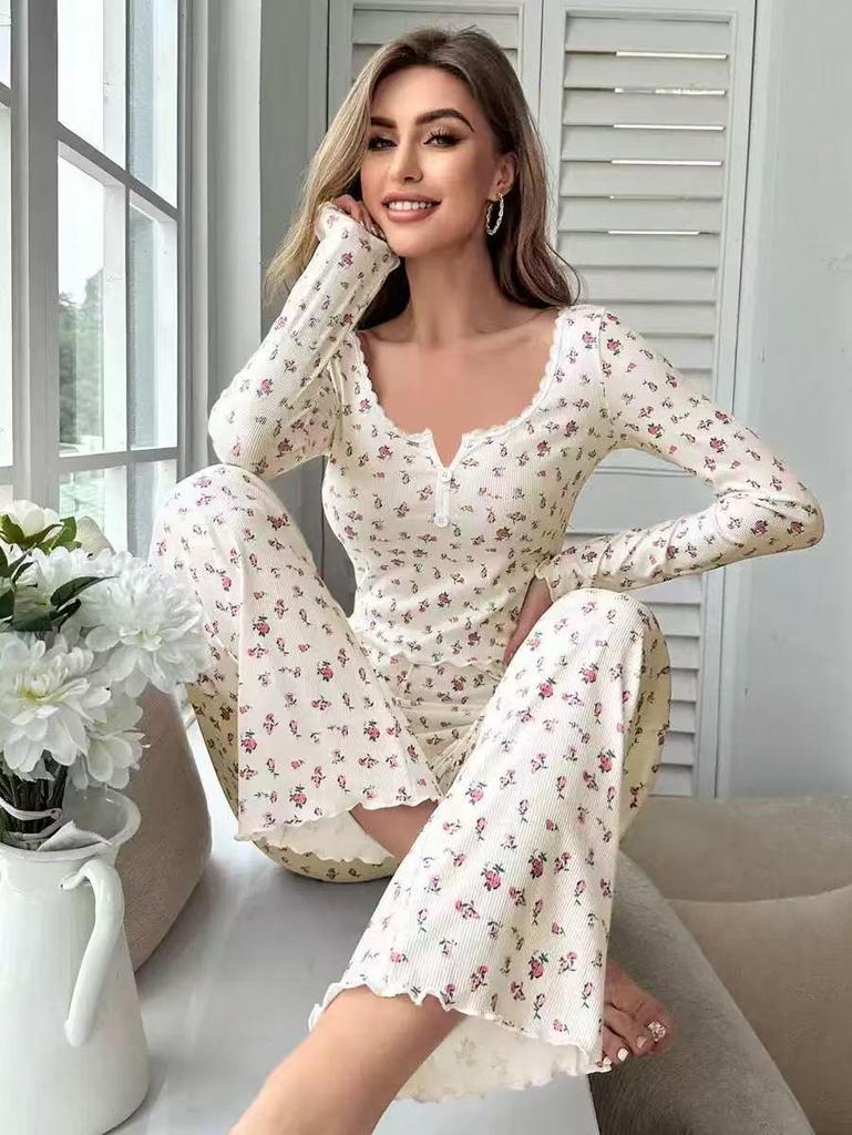 European & American Style Autumn/Winter Sexy Casual Fashion Pajama Set: Women's Long-Sleeve Top and Pants