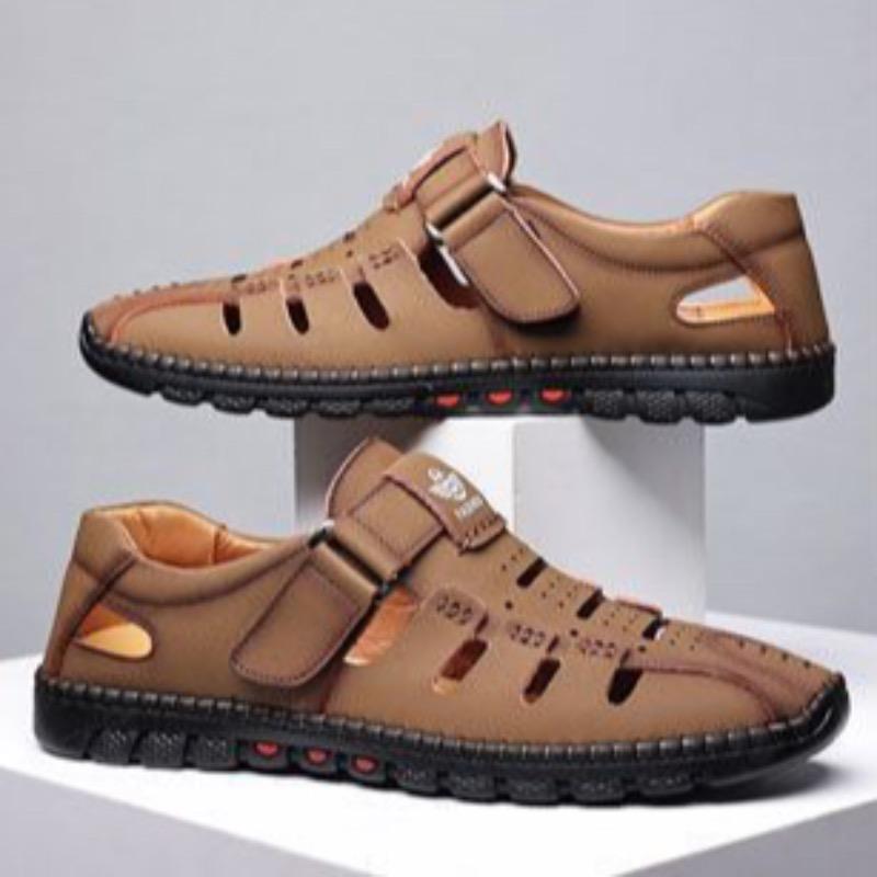 Summer Men's Sandals New Breathable Casual Sandals Hollow Out Beach Shoes for Men Non-slip Driving Shoes Business Leather Sandal