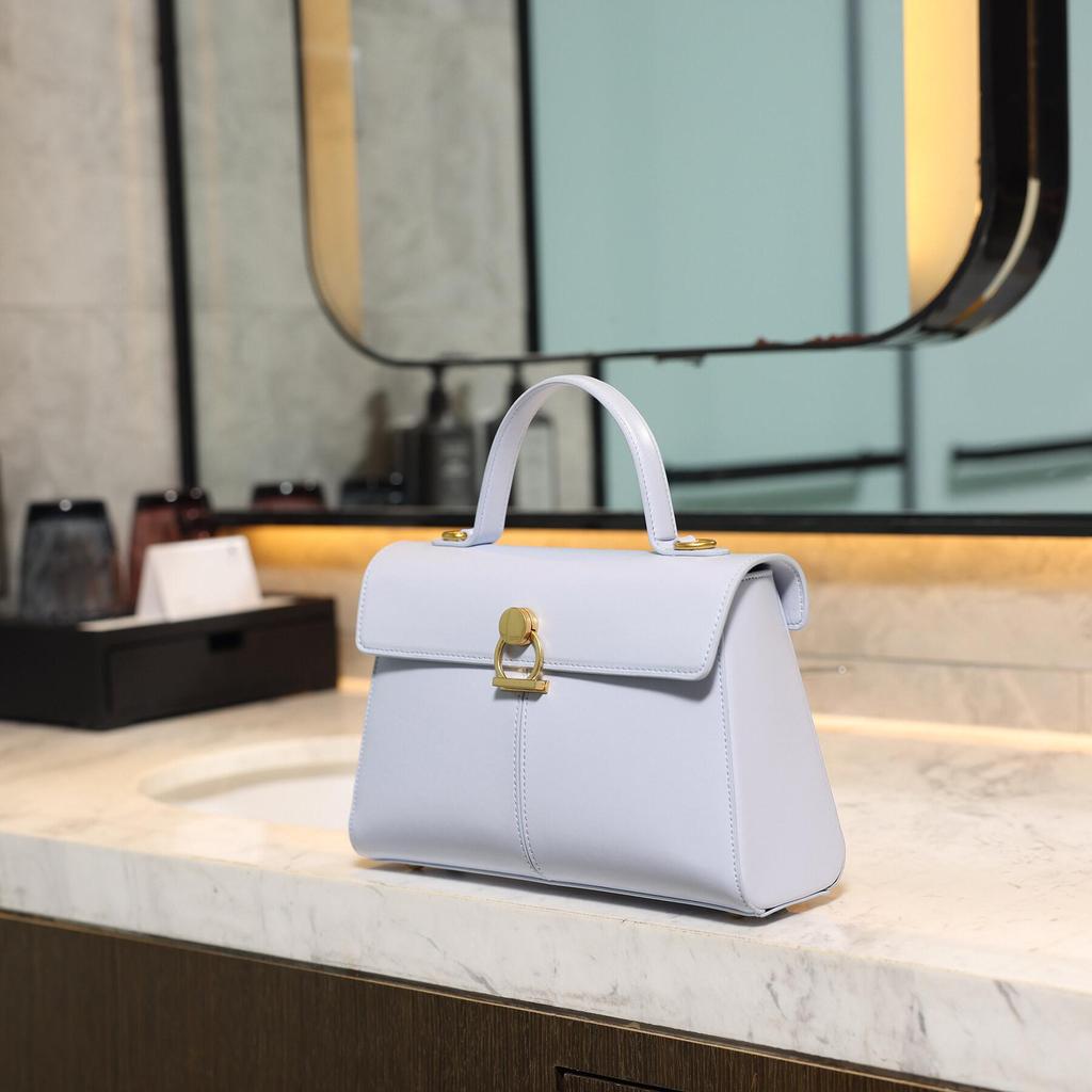 2025 Spring/Summer Women's Retro High-End Fashion Tote: Niche Design Handbag, Shoulder & Crossbody Bag.