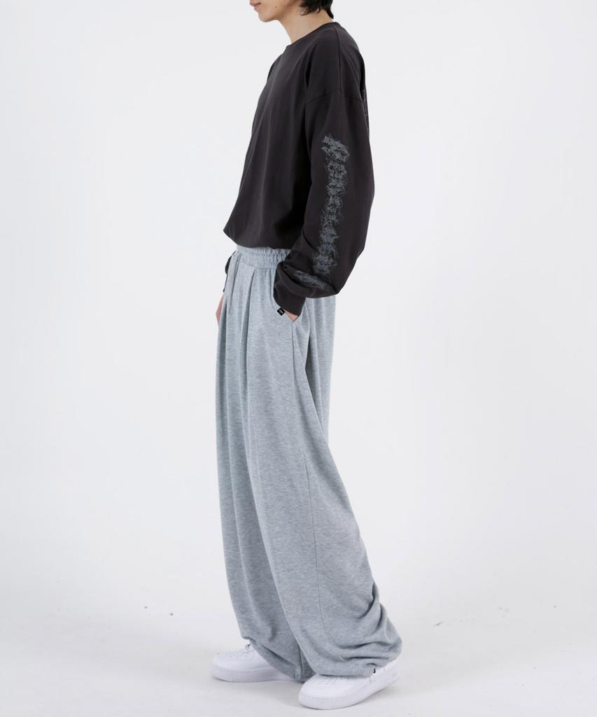 UMM Four-Tuck Terry Training Pants With Drawstring Hem 3 Colors