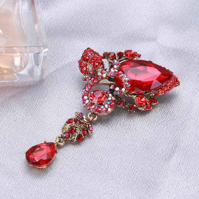 Water Drop Brooch Rhinestone Crystal Women 'S Sweater Coat Accessories Corsage Jewel Coat Fixing Pin