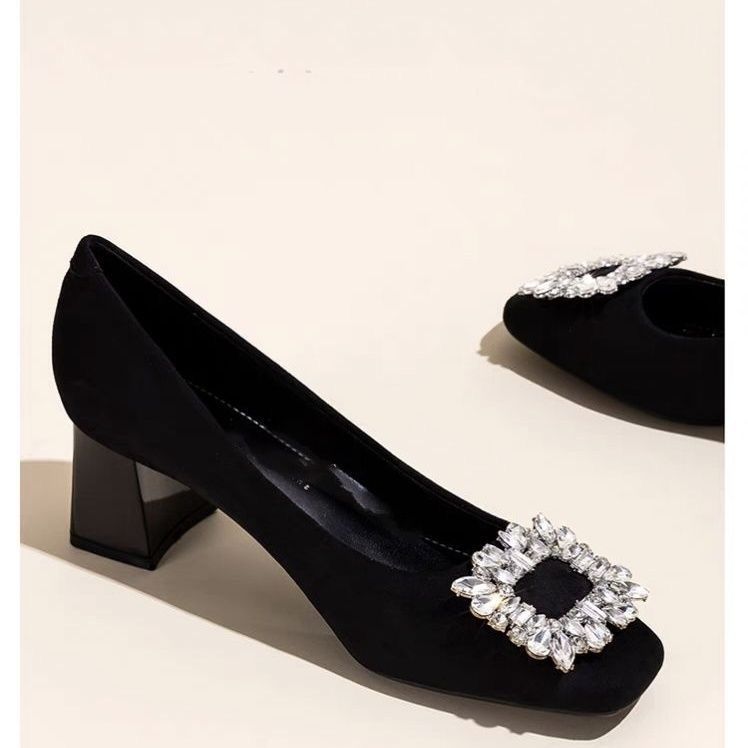 Silberne High-End-Flachboden-Einzelschuhe mit quadratischer Spitze und Strass für Damen, schwarze Pendler-Beanie-Schuhe für Herbst und Sommer