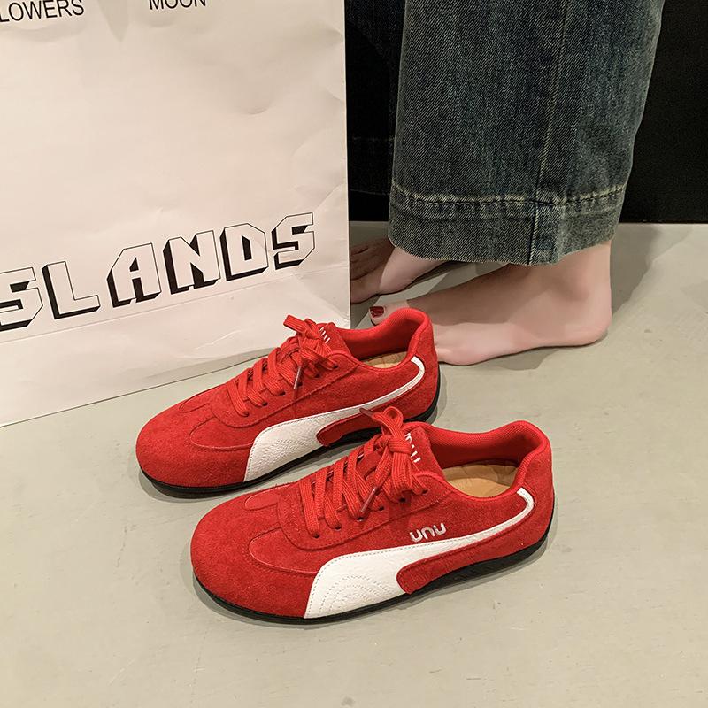 Sports Heightening Platform Explosion Women's Forrest Gump Shoes 2025 Internet Celebrity Moral Training Shoes Flat Spring Break White Shoes New