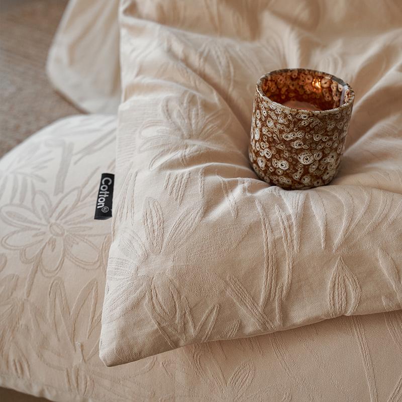 Sleep Grid Comfortable Three-Dimensional Cotton Jacquard Four Piece Set
