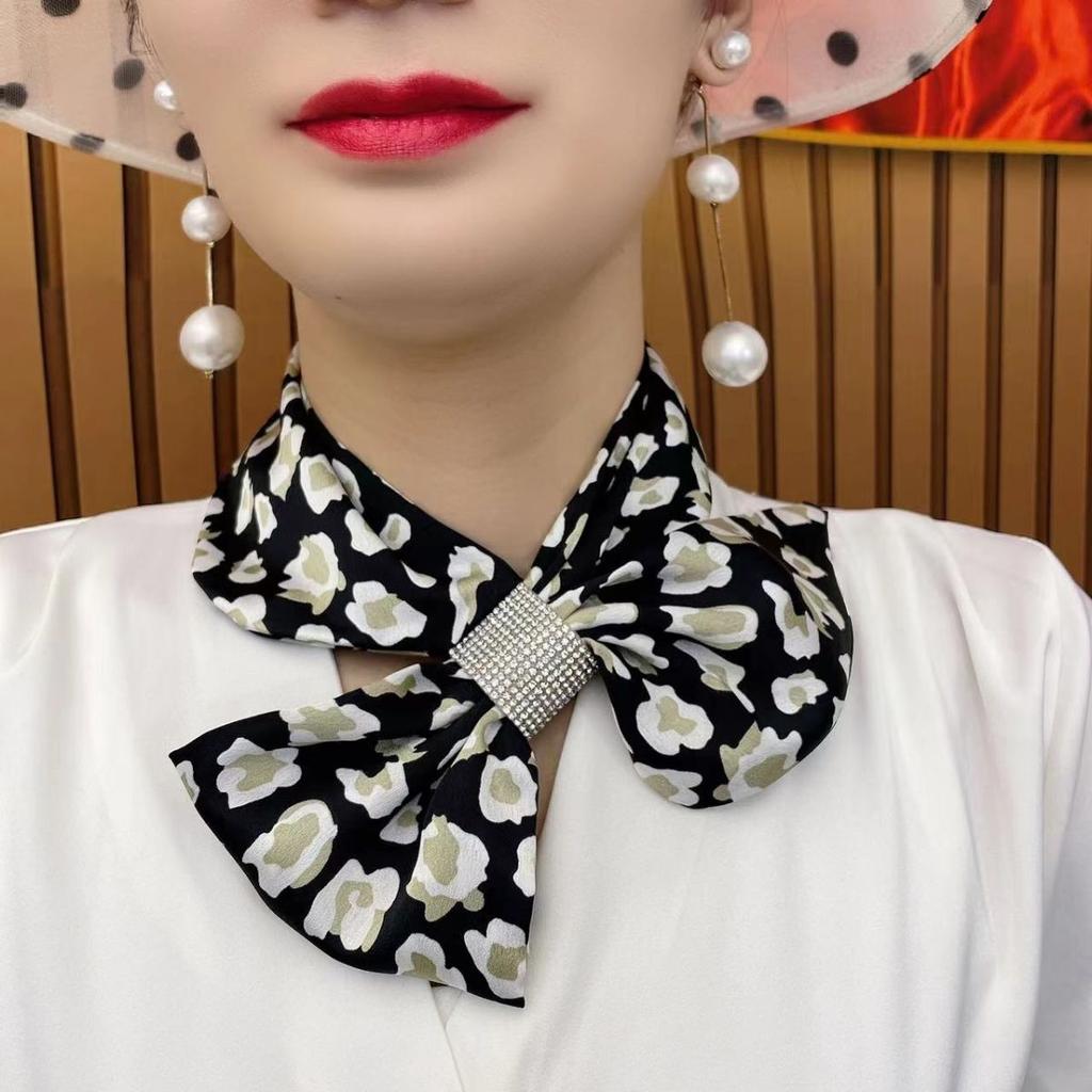 New versatile scarf, stylish and thin silk scarf