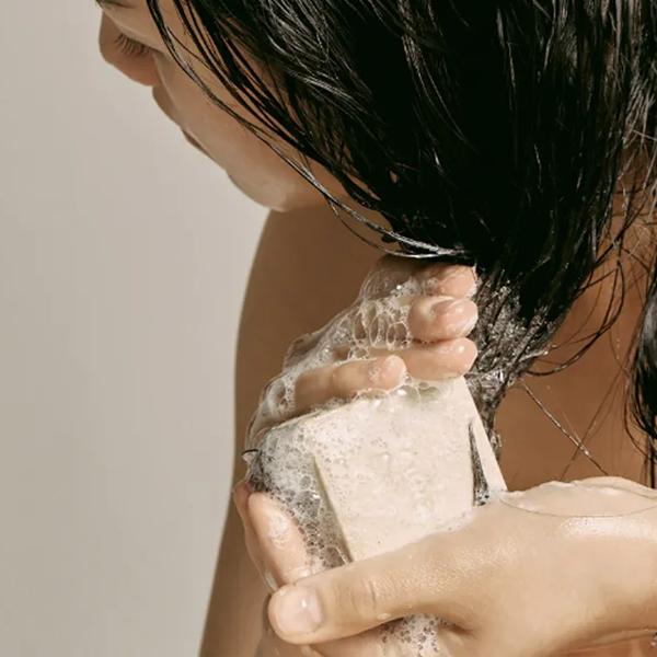 TOUN28 S19P Perfume Baobab Shampoo Bar 100g