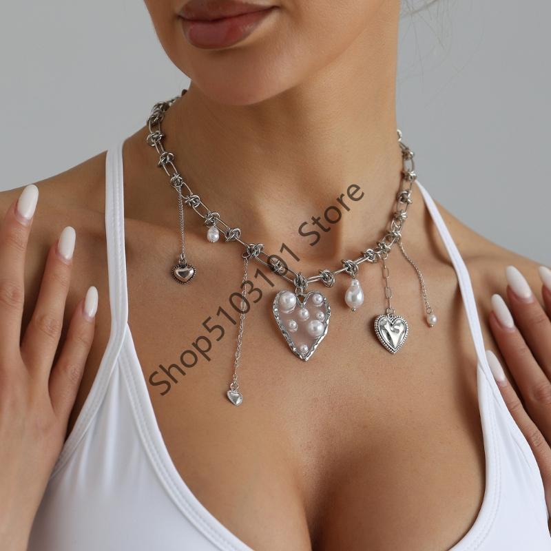 

Irregular Heart Shaped Pearls Necklace Fashion Jewelry Irregular Chain For Women Elegant And Stylish Accessory CN