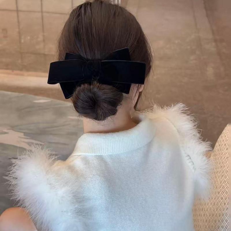 Black Velvet Bow Hair Clip Large Satin Bow Hairpin Retro Elegant Hair Accessory For Women Back Of The Head Hair Barrette