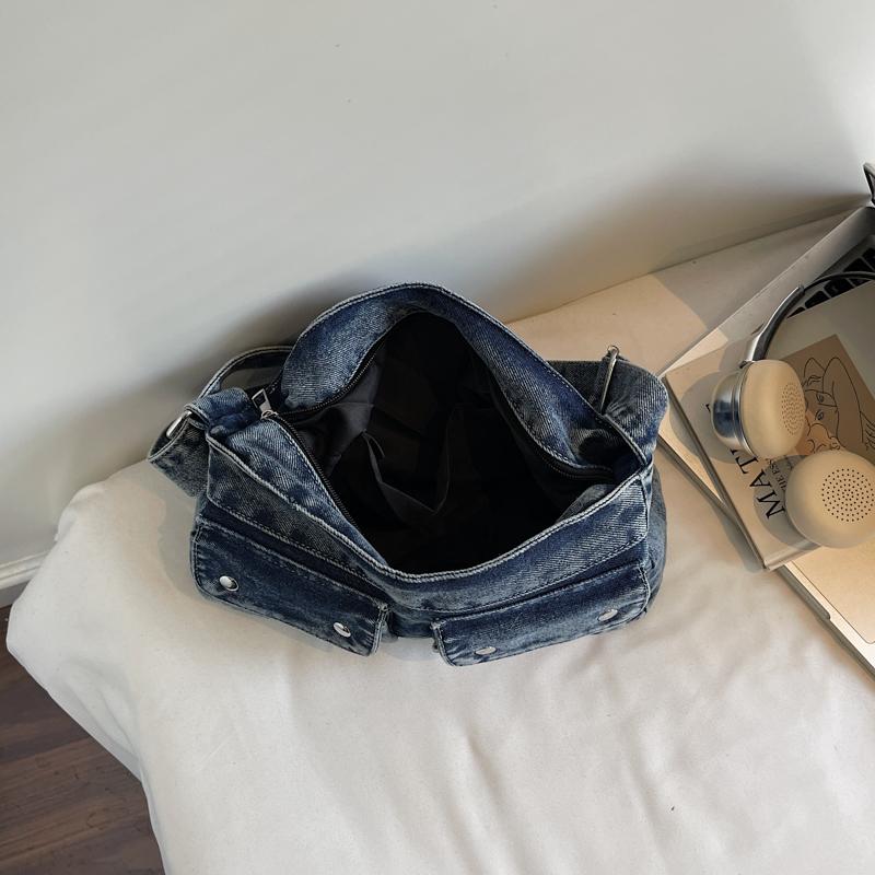 Women's Messenger Bag Large Capacity Messenger Bag Vintage Denim Bag
