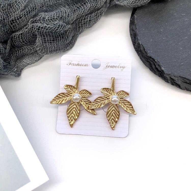 

Серьги-пусеты в стиле ретро, с преувеличенными металлическими шипами, простые геометрические серьги в стиле барокко, модные украшения для ушей