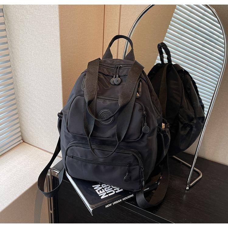 

Модный рюкзак женский универсальный большой вместимости дорожный рюкзак женский спортивный и для отдыха сумка для компьютера студенческий наплечный школьный рюкзак чёрный