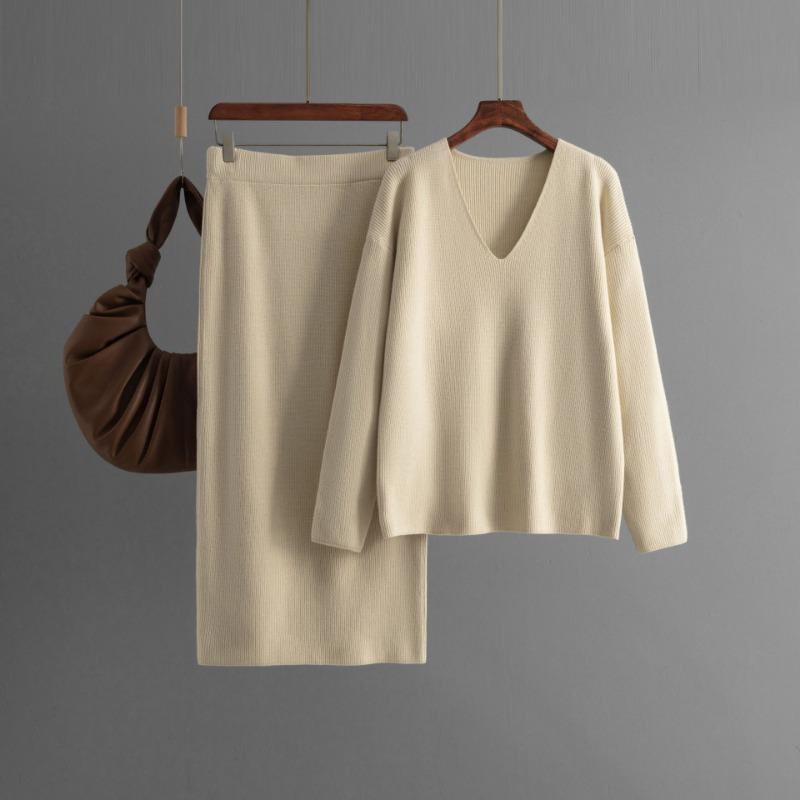Suit Women's New Autumn and Winter Collar Long-sleeved Loose Knitted Skirt Fashionable Commuter Two-piece Suit Women