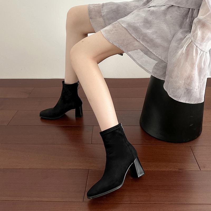 High Heel Autumn and Winter Short Boots Children Small Skinny Boots Black Suede Square Heel Thick Heel Short Boots