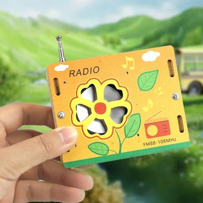 DIY FM rádio Model Dekorativní hračka Dřevěné vědecké experimentální sady Vědecké učební puzzle Experiment Samovýroba Montážní materiály