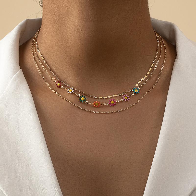 

European and American jewelry colored dripping oil flowers stacked necklace set versatile temperament small fresh collarbone chain wholesale золотий