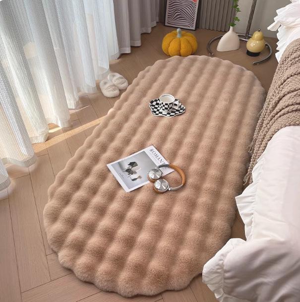 Cream Rabbit Fur Oval Rug - Thick Bubble Velvet Bedroom/Bedside Mat, Coffee Table, Sofa Cushion