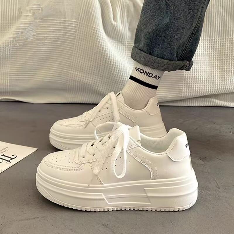 Platform White Shoes Women's Spring and Autumn Hong Kong Style Increases 2025 New Versatile Casual Sports Shoes Niche Board Shoes Ins Tide