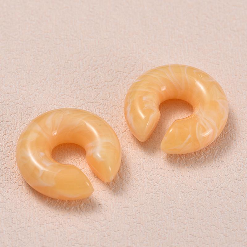 

1 пара простых гладких круглых серег-клипс для женщин, C-образные, из смолы, без пирсинга, имитация хряща, кафф для ушей, ювелирные изделия