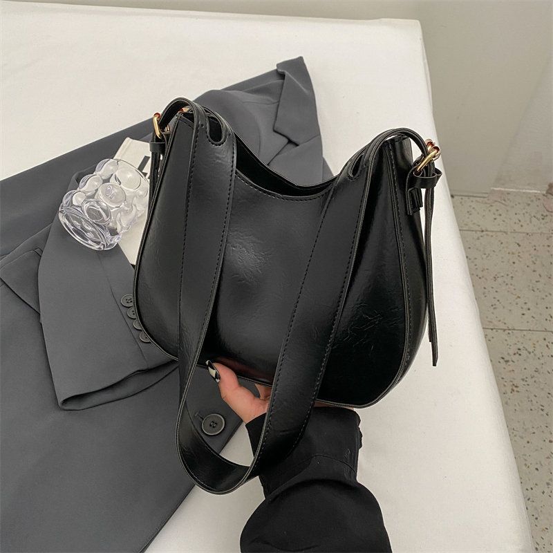 Geantă de sub braț de toamnă și iarnă pentru femei 2025 nouă geantă găleată de modă retro versatilă pentru navetă, geantă messenger, geantă de umăr pentru femei